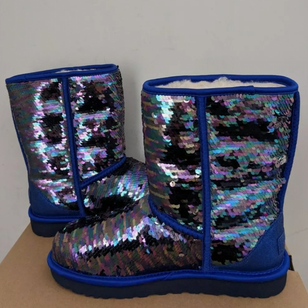UGG Classic Short Sequin Boots - Picture 4 of 8
